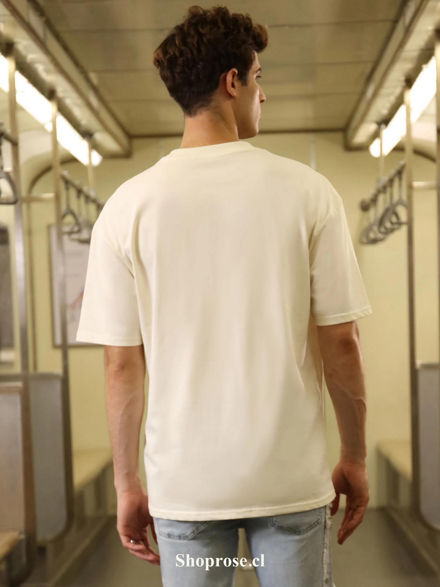Poleras Básicas en Tendencia