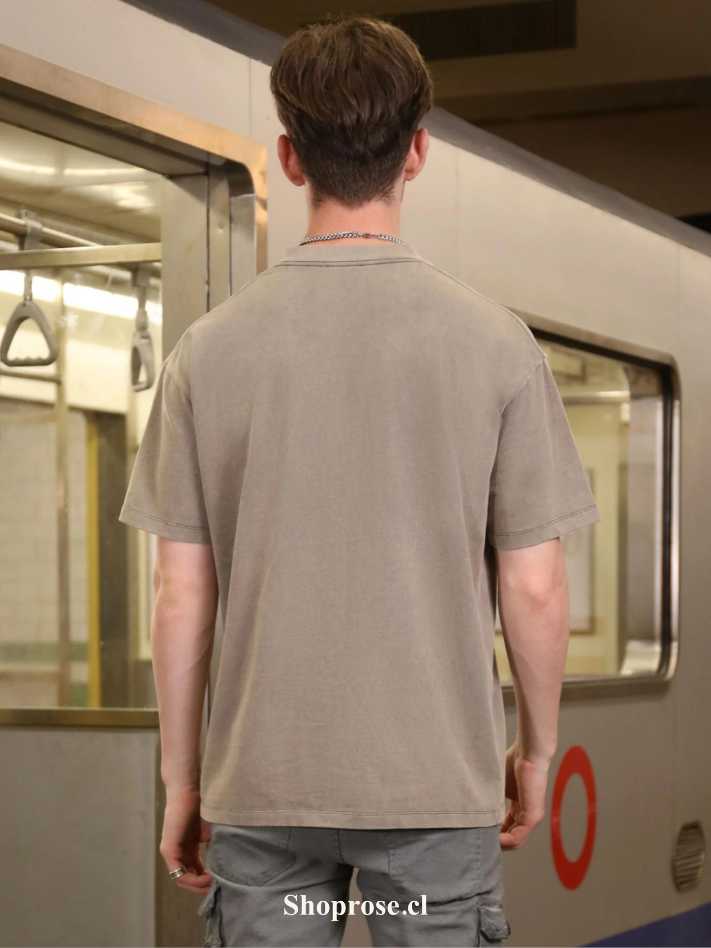Poleras Básicas en Tendencia
