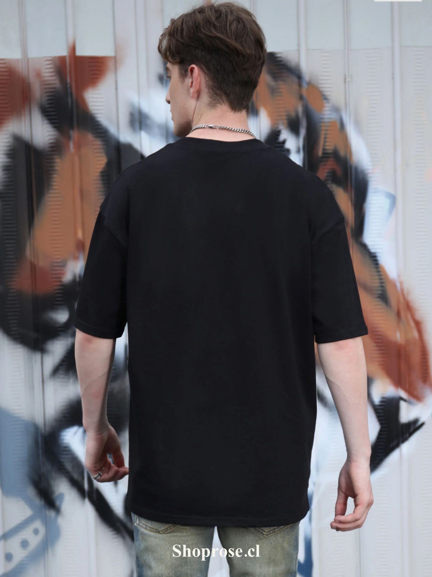 Poleras Básicas en Tendencia