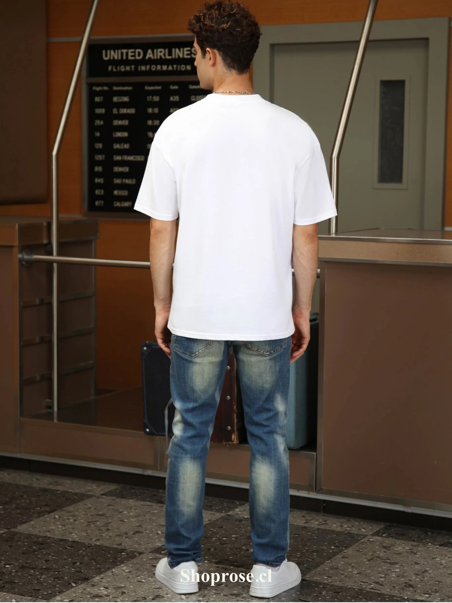 Poleras Básicas en Tendencia